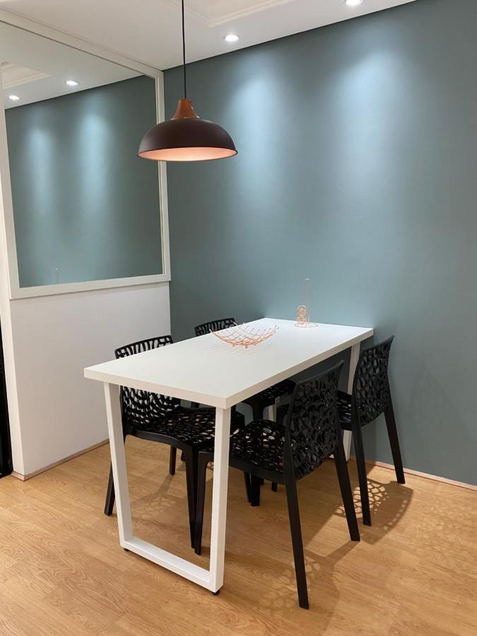 101- Lindo Apartamento Amplo E Decorado, 2 Quartos, Sala, Cozinha Completa, Mobiliario Moderno, Lavanderia , Excelente Localizacao No Bairro Bigorrilho Curitiba Buitenkant foto