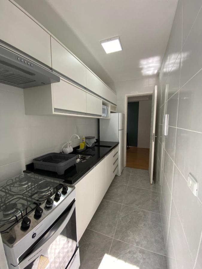 101- Lindo Apartamento Amplo E Decorado, 2 Quartos, Sala, Cozinha Completa, Mobiliario Moderno, Lavanderia , Excelente Localizacao No Bairro Bigorrilho Curitiba Buitenkant foto