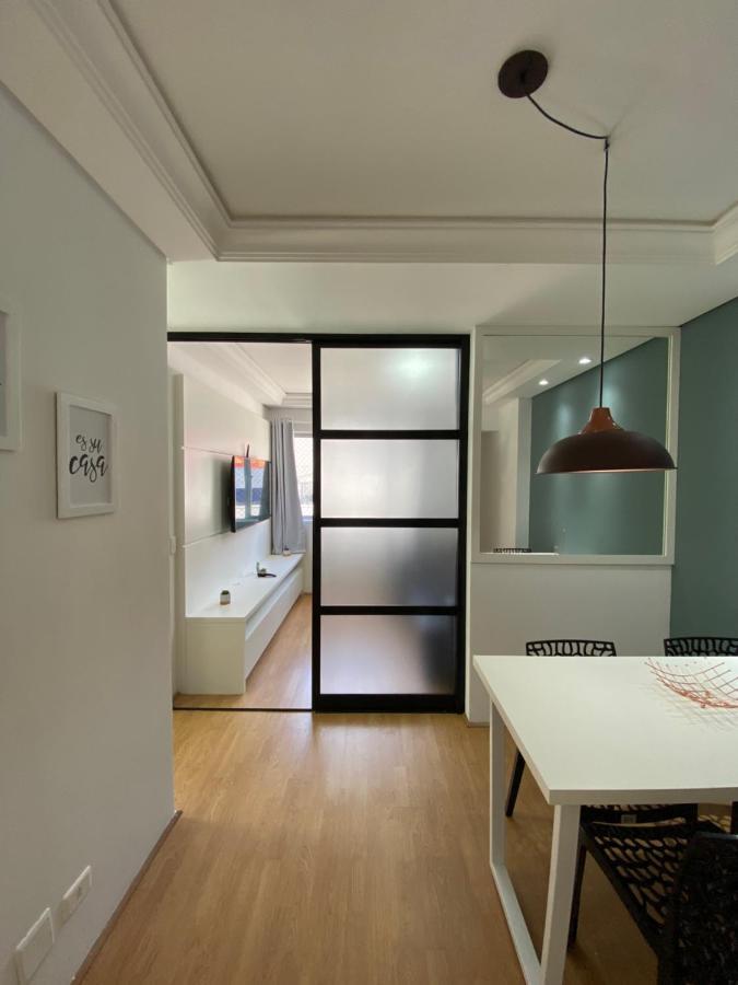 101- Lindo Apartamento Amplo E Decorado, 2 Quartos, Sala, Cozinha Completa, Mobiliario Moderno, Lavanderia , Excelente Localizacao No Bairro Bigorrilho Curitiba Buitenkant foto